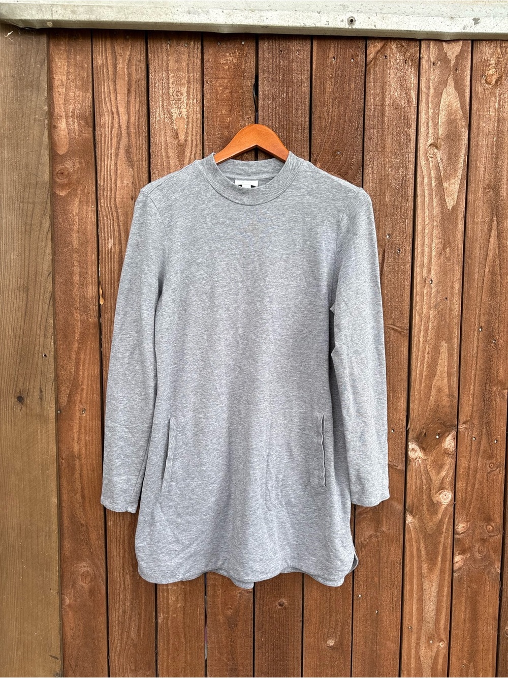 Pure Jill Pima Cotton Gray Round Hem Minimalist Tunic